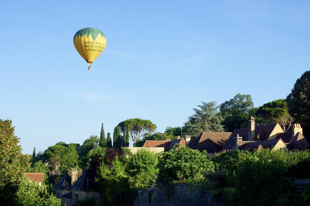 1 Logis A Domme - Piscine & Spa Bed & Breakfast Exterior photo